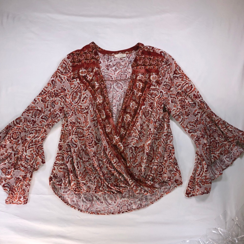 Mystree Red Paisley Surplice Wrap Top Bell Sleeve Velvet Trim Size Medium
